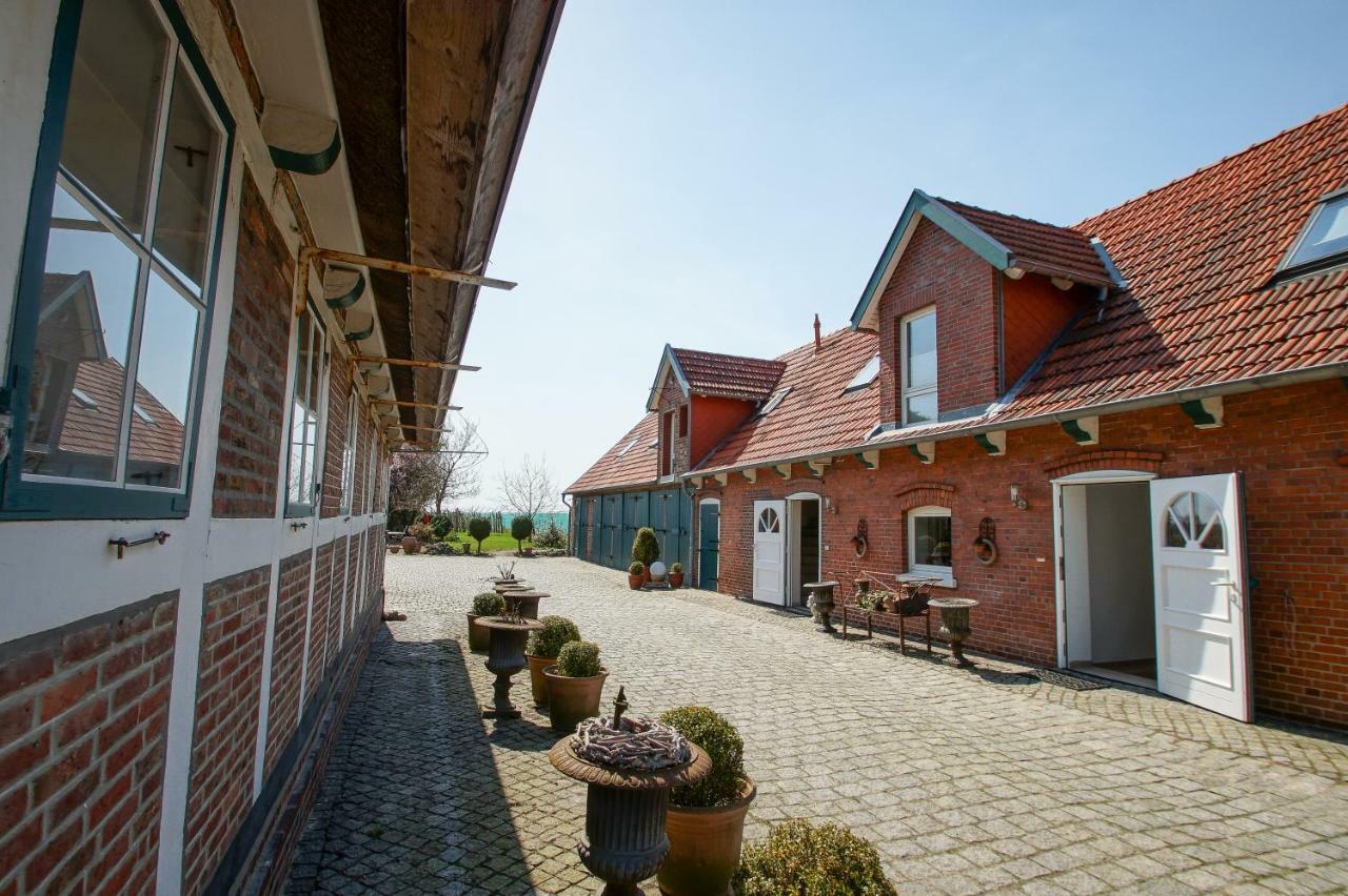 Ferienwohnungen auf dem Carlshof in Jork - Altes Land Exterior foto